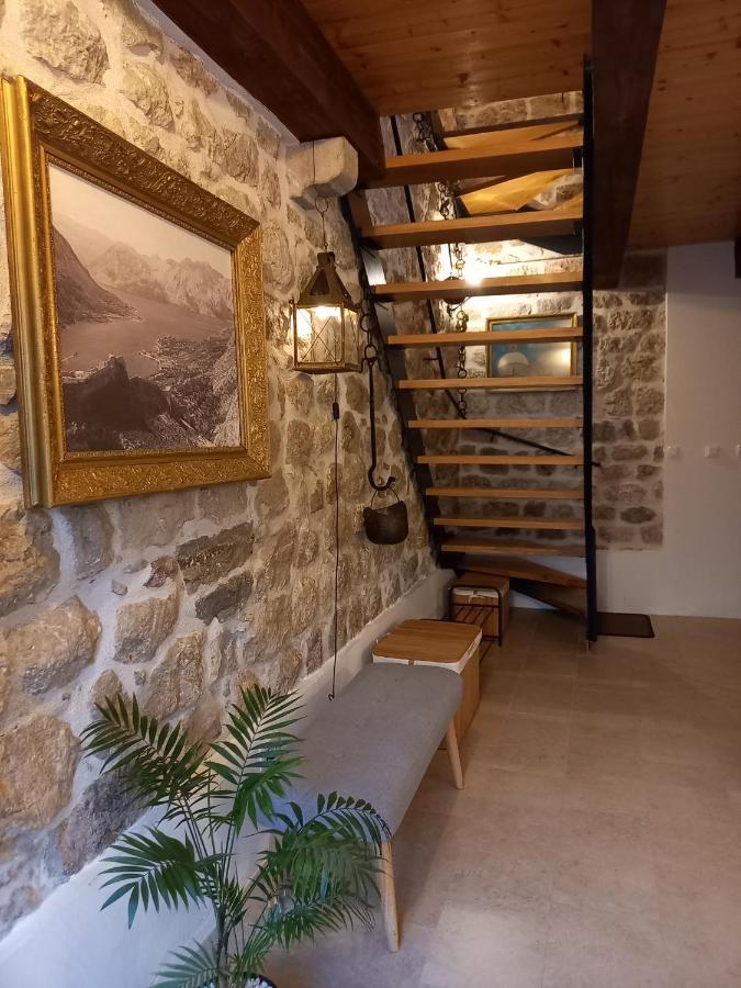 Romantic Stone House By The Sea **** Kotor Exterior photo
